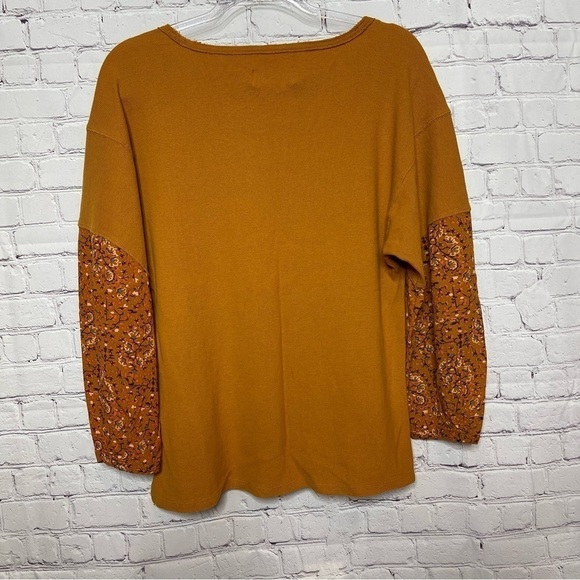 Anthropology Waffle Knit Embellished Sleeve V-Neck Top XS - Picture 4 of 10